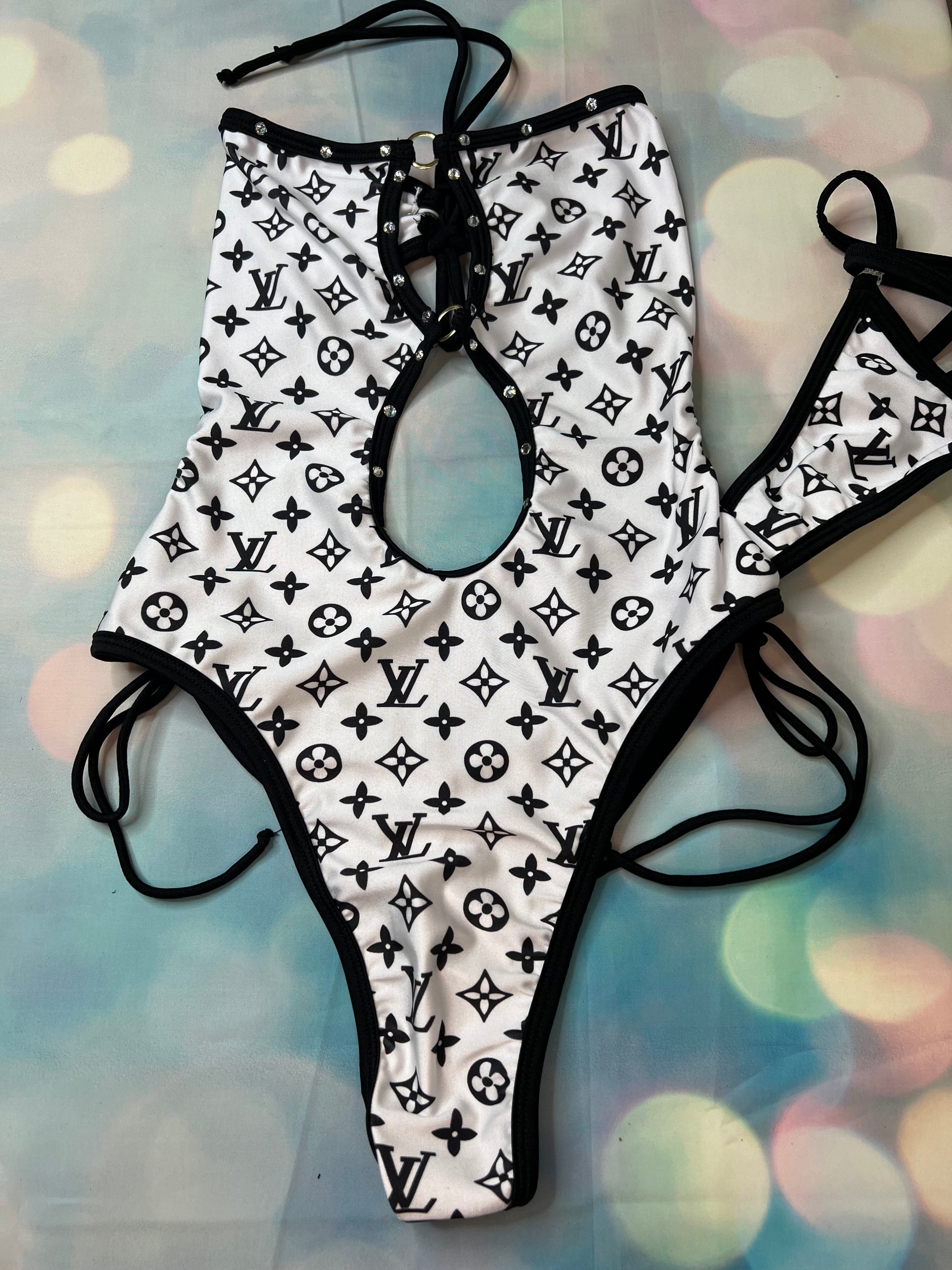 Black/White One-Piece Exotic Dance Wear Outfit Stripper Women